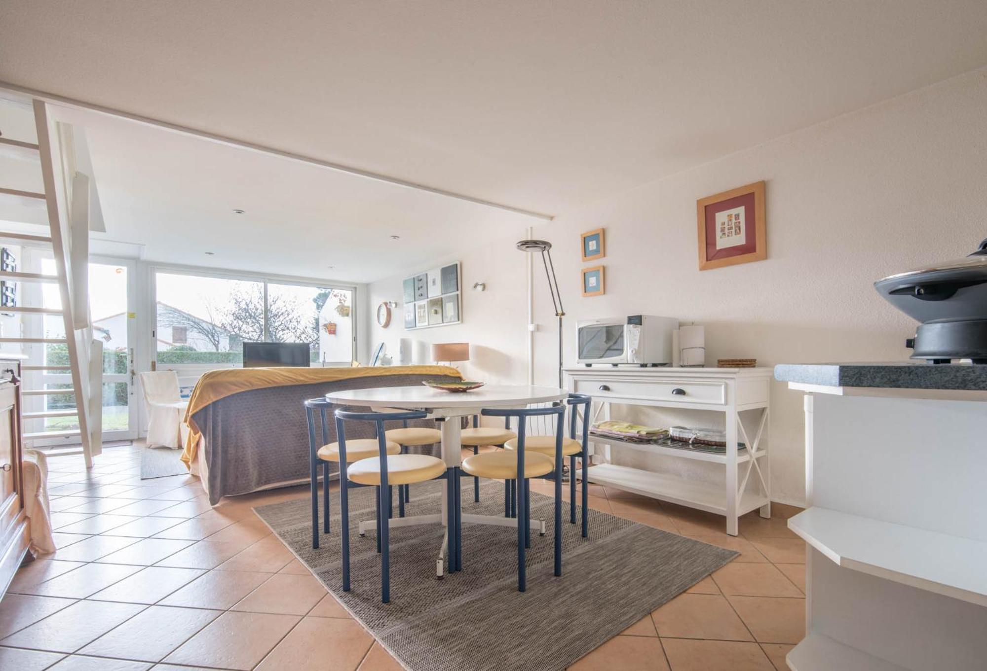 Maison Dans Residence Calme + Piscine A Pornic Eksteriør billede